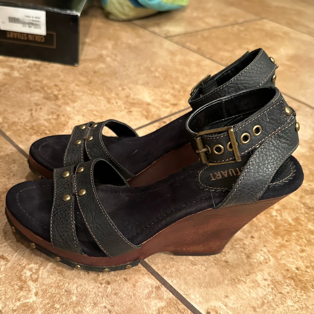 BEAUTIFUL SANDAL- Studded Tumble Lea WEDGE (Black) with Ankle Strap SIZE 8.5